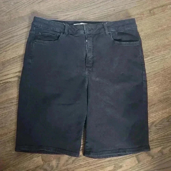 Denver Hayes Pants - Denver Hays  Women's Plus Size Highrise Black Denim Jean Shorts Size 16